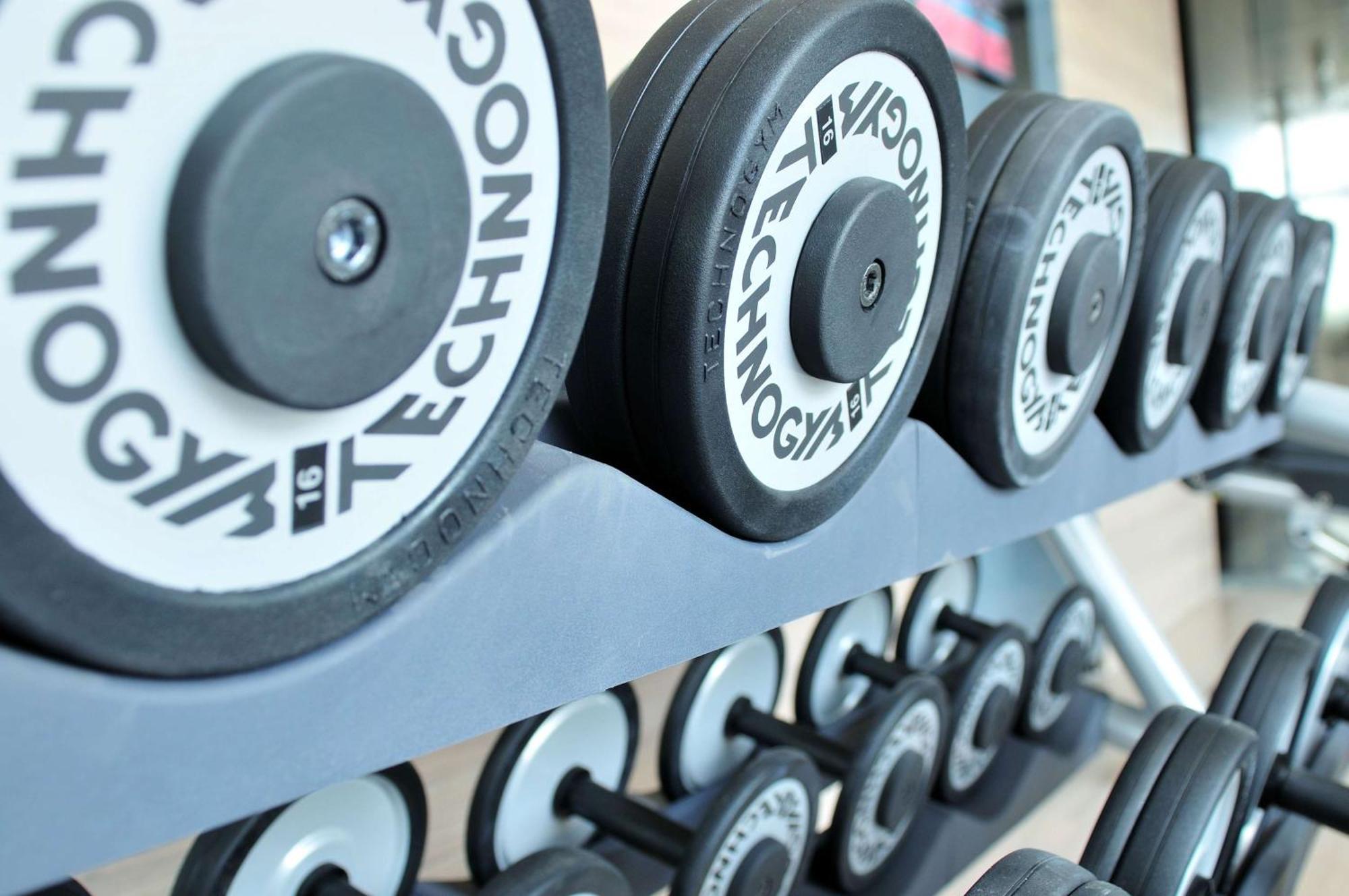 Park Plaza Gurgaon Hotel Buitenkant foto Dumbbells